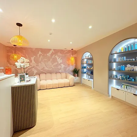 Brit Hotel Piscine & Spa - Fougeres-3